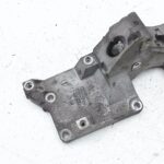 VW Polo Polo 9 N Träger Lichtmaschine Limousine