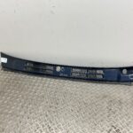 Mitsubishi Pajero Pajero LO40/V20 Windlaufblech Geschlossen