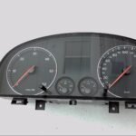 VW Touran Touran 1 T INSTRUMENTENTAFEL TACHO Kombi