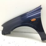 Nissan Almera Almera N16 KOTFLÜGEL LINKS Limousine