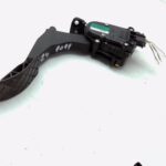 Skoda Fabia Fabia 5J Gaspedal komplett mit Halter Limousine