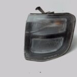 Mitsubishi Pajero Pajero V20/K90 BLINK U  POSITIONSLEUCHTE LINKS Geschlossen