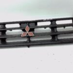 Mitsubishi Pajero Pajero V20/K90 Kühlergrill Geschlossen