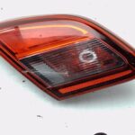 Opel Corsa Corsa E Heckleuchte innen komplett LINKS Limousine