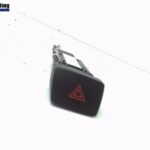 Mazda 2 2 DE Schalter Warnblinkanlage Limousine