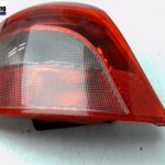 Toyota Yaris Yaris XP9 Heckleuchte komplett LINKS Limousine