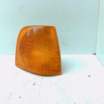 Audi Audi 100 Audi 100 44 Blinker vorn komplett RECHTS Limousine